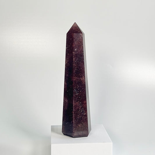 Strawberry Quartz Six -Facet Tower – 622g - Heart Chakra • Radiate Love • Embrace Joy