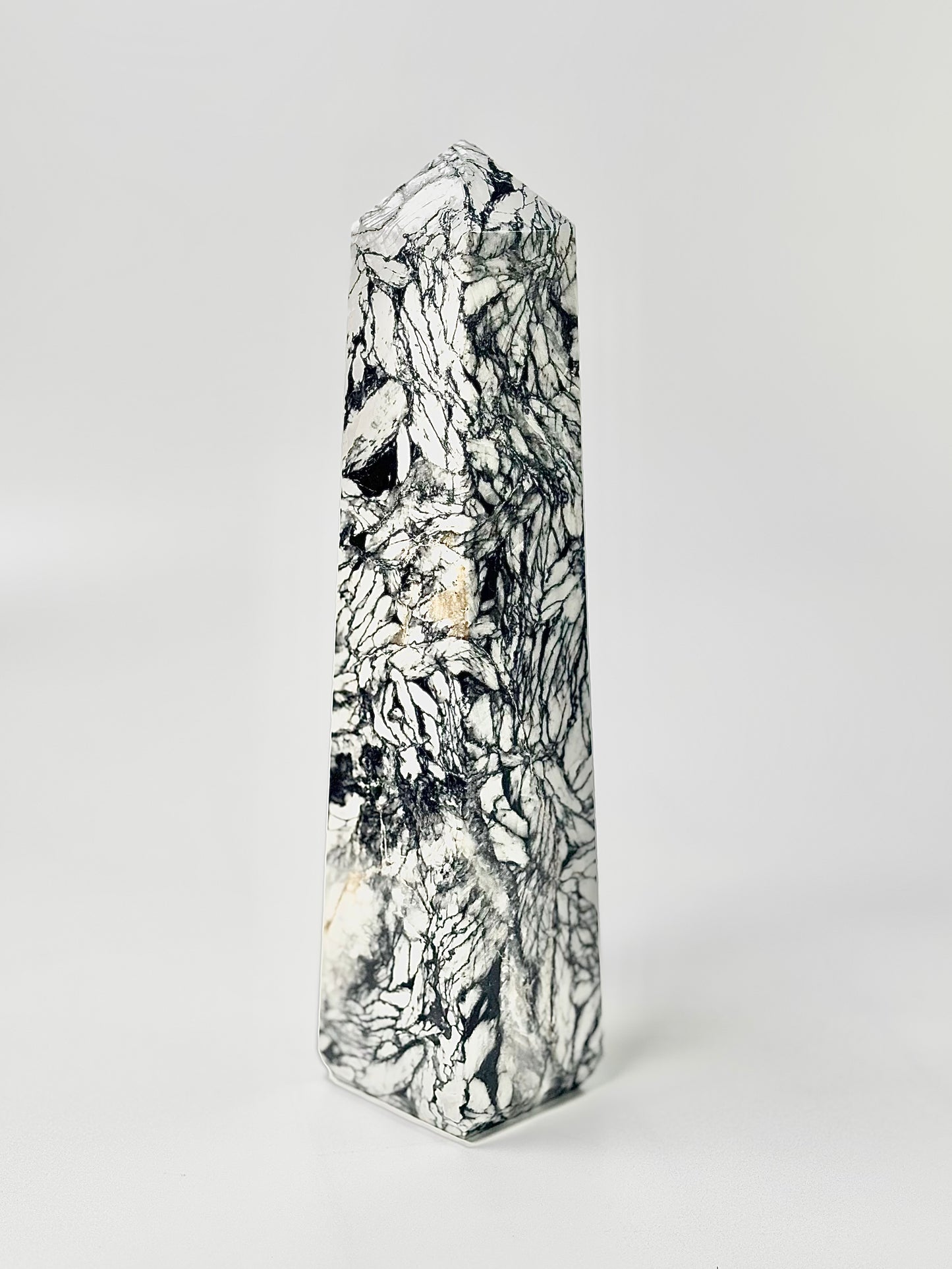 Four-Facet Pinolite Tower 1137g – Rare Stone of Calm & Clarity