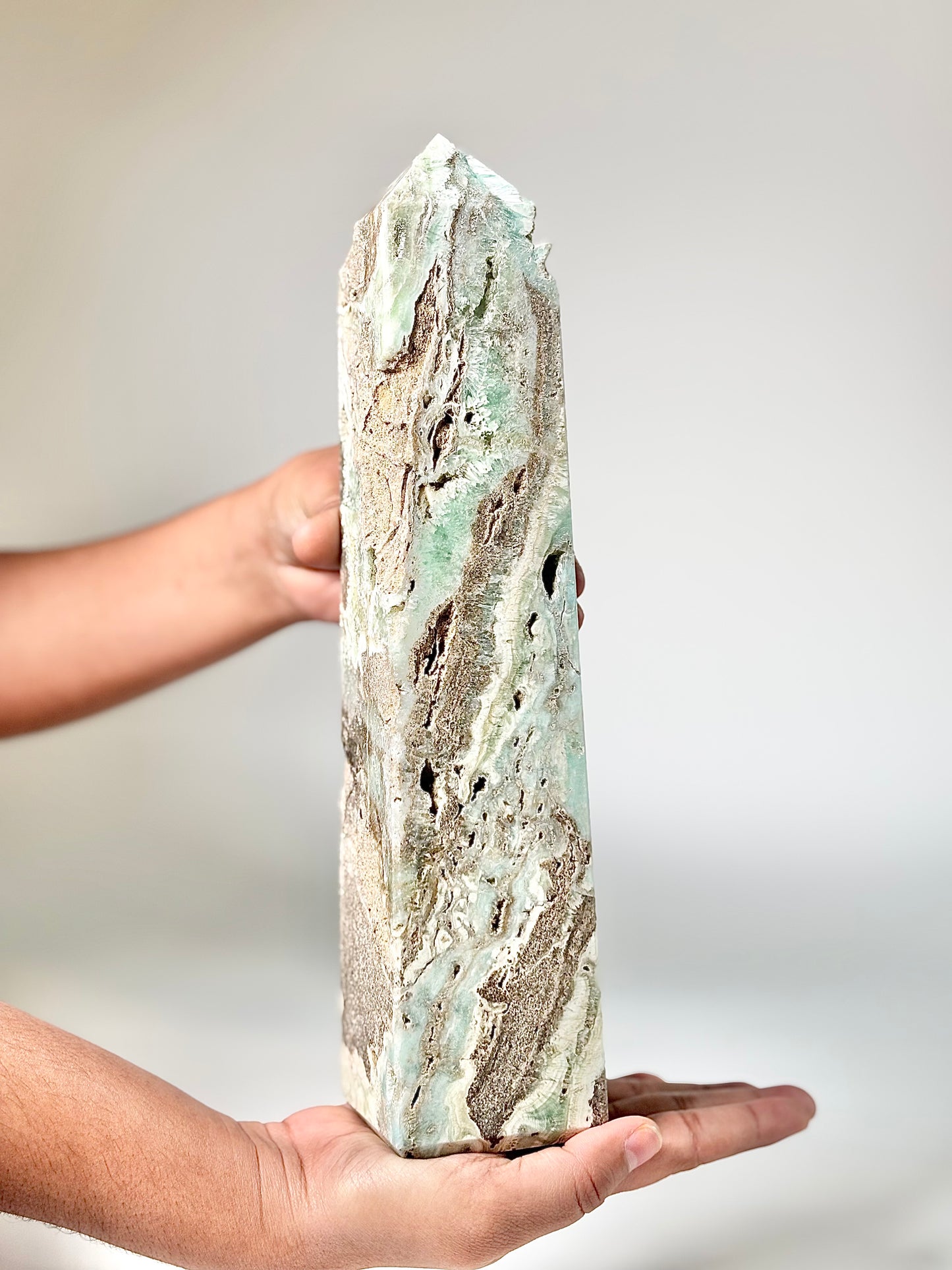 Blue Aragonite Four-Facet Tower 1.8 Kg – Calming Energy & Emotional Healing