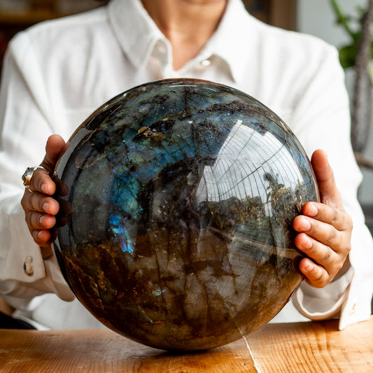 Labradorite XXL Sphere - 17.5 Kg | Spiritual Growth