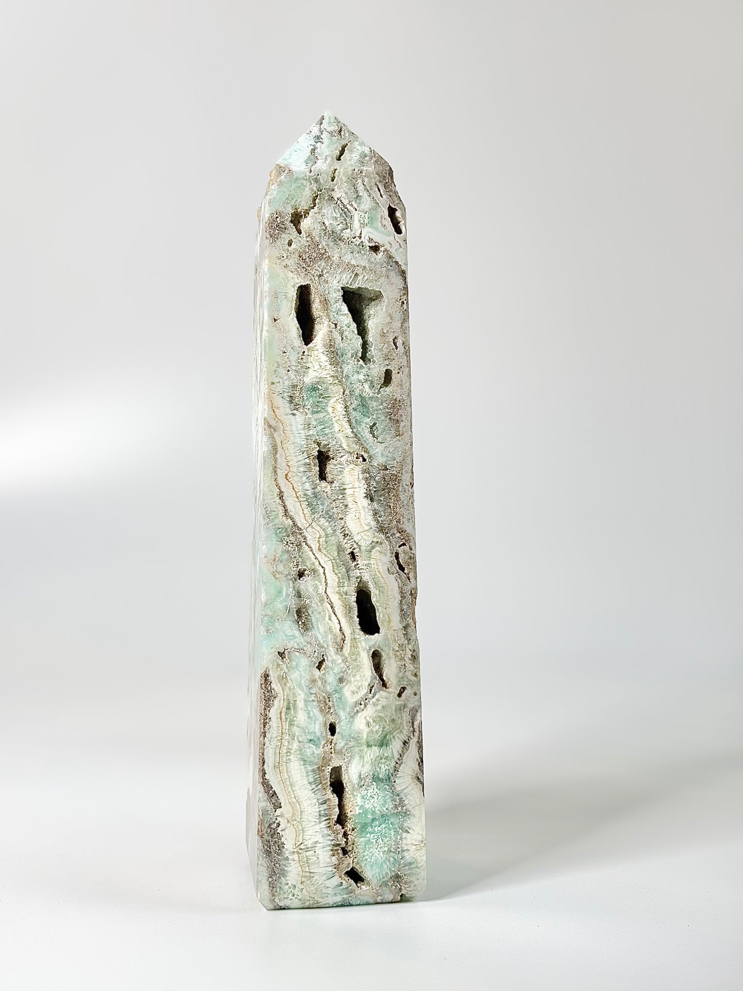 Blue Aragonite Four-Facet Tower 1.8 Kg – Calming Energy & Emotional Healing