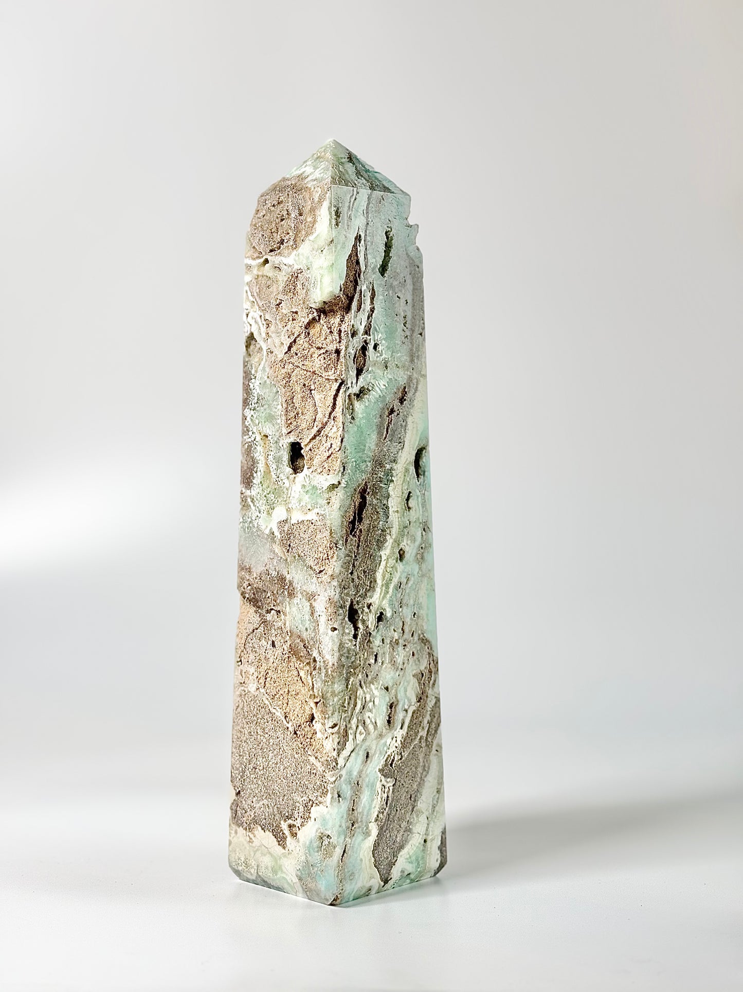 Blue Aragonite Four-Facet Tower 1.8 Kg – Calming Energy & Emotional Healing
