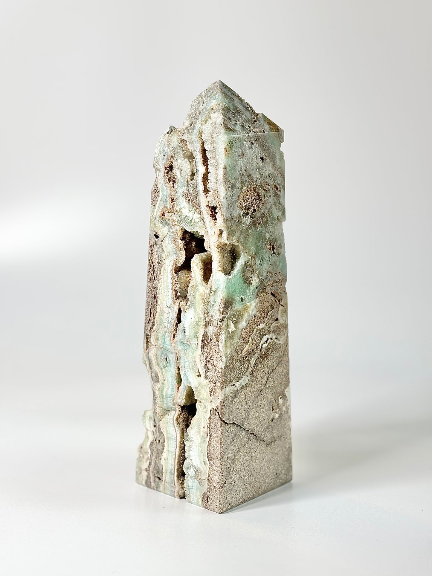 Blue Aragonite Four-Facet Tower 2.1 Kg – Calming Energy & Emotional Healing