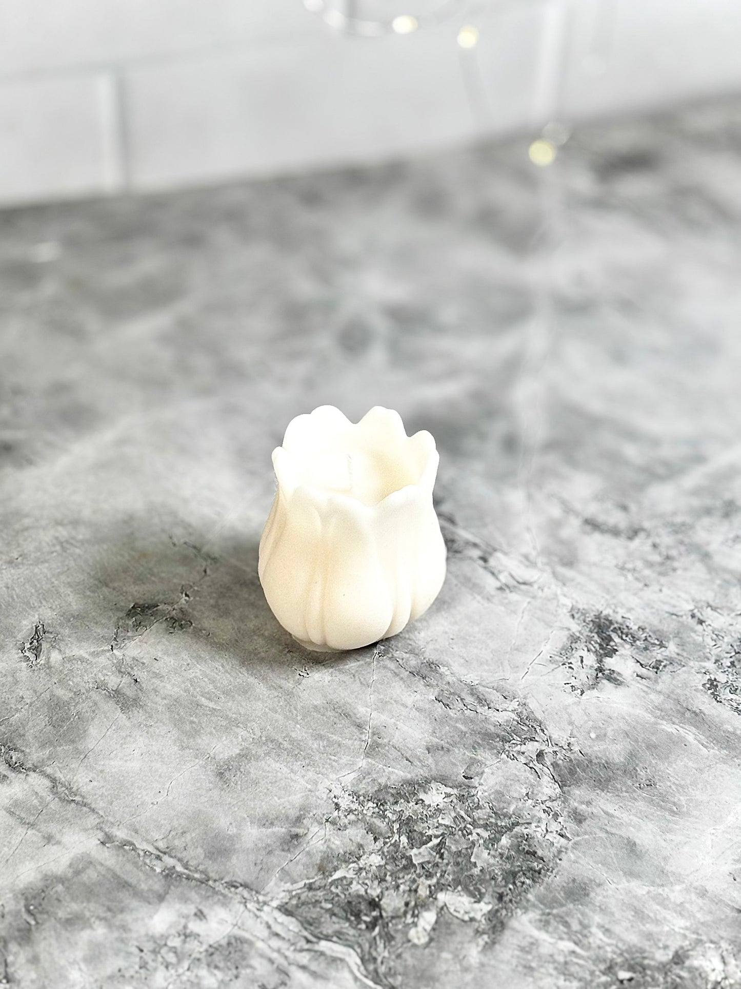Tulip Shape Soy Scented Candle – Vanilla Fragrance