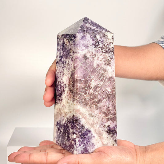 Lepidolite Four-Facet Tower – 1429g - Calm the Mind • Support Emotional Healing