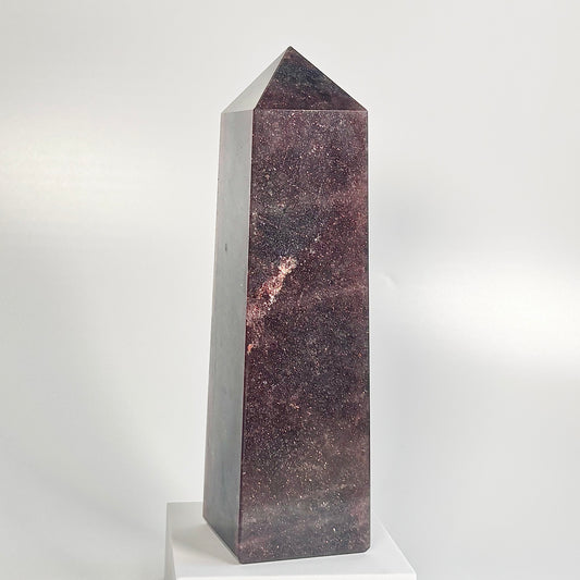 Strawberry Quartz Four-Facet Tower – 1630g - Heart Chakra • Radiate Love • Embrace Joy