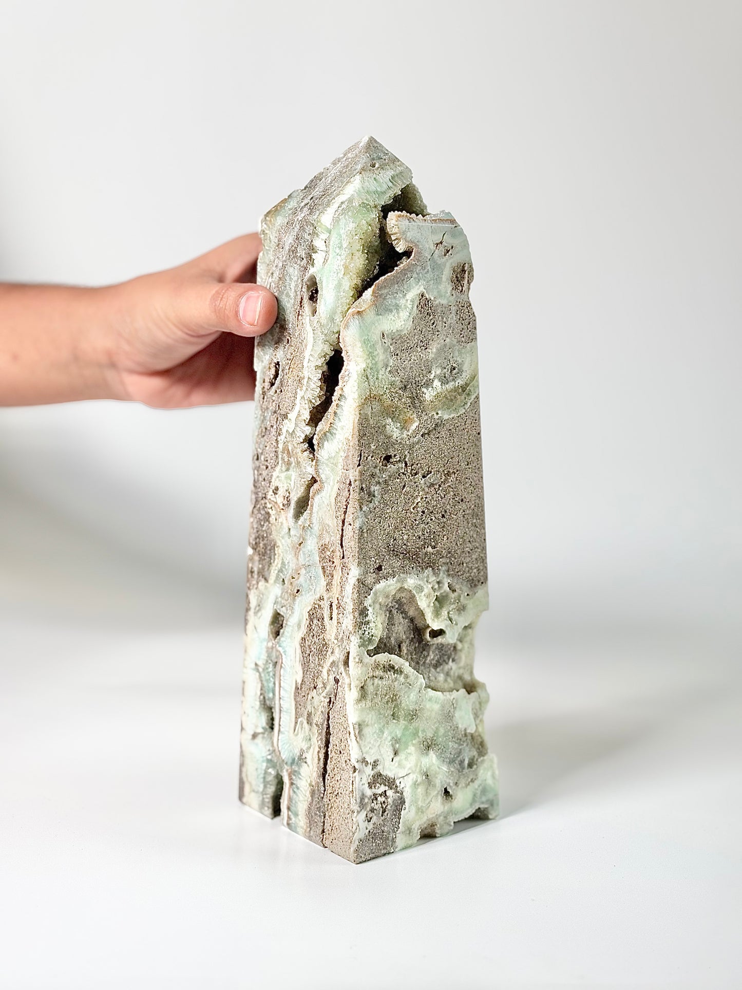 Blue Aragonite Four-Facet Tower 2.1 Kg – Calming Energy & Emotional Healing