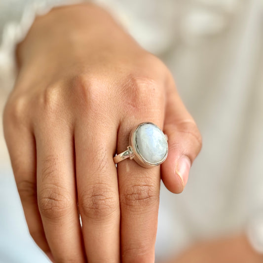 Rainbow Moonstone fine Silver Ring | Compassion & empathy