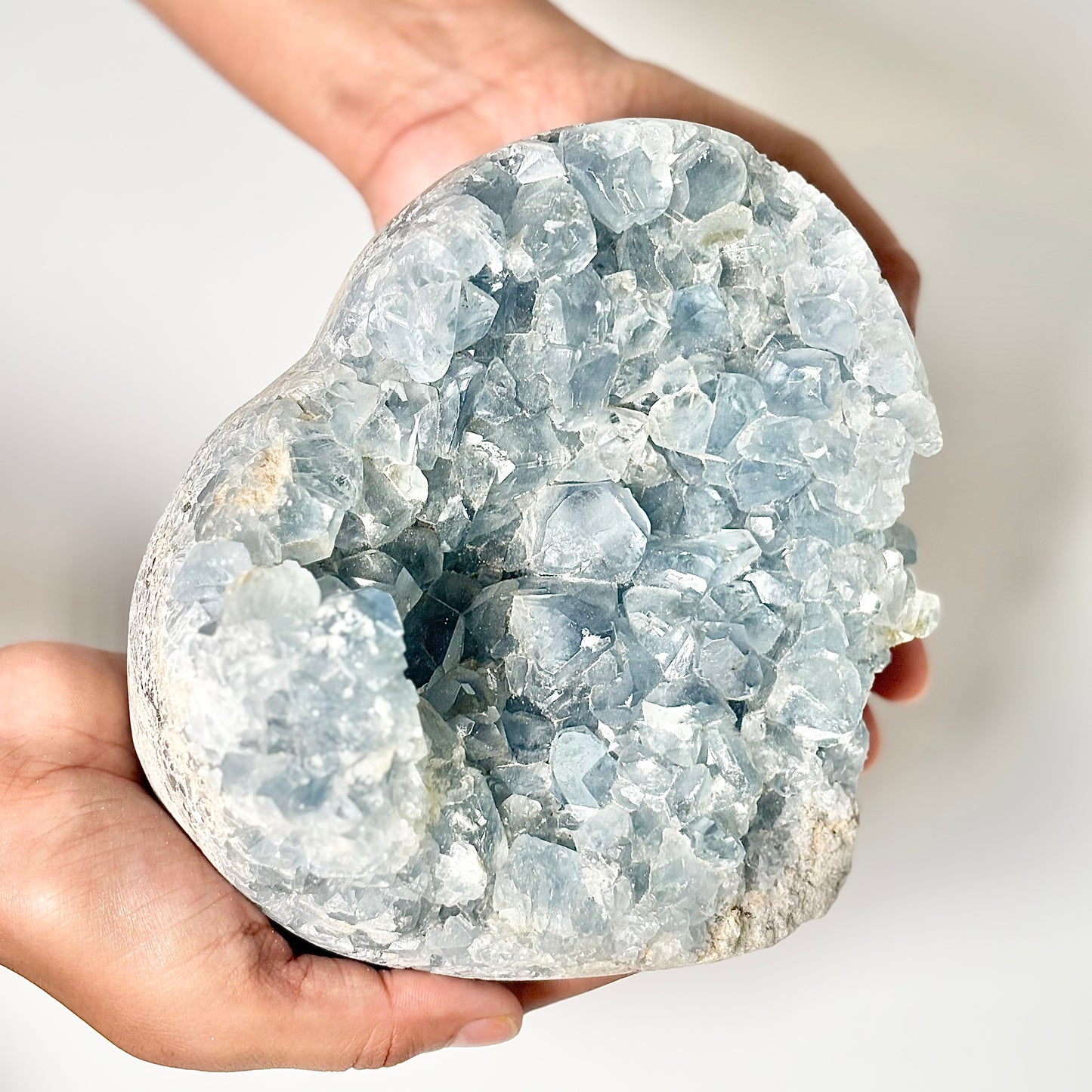 Celestite Cluster 2.8 Kg – Peace, Angelic Connection & Divine Clarity