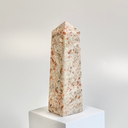 Sunstone Four-Facet Tower – 726 Gm - Ignit Joy • Embrace Confidence • Manifest Positivity