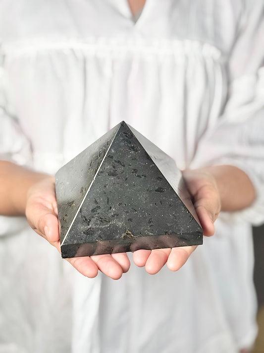 Black Tourmaline Large Pyramid - 1410 Gm | Grounding & Protection