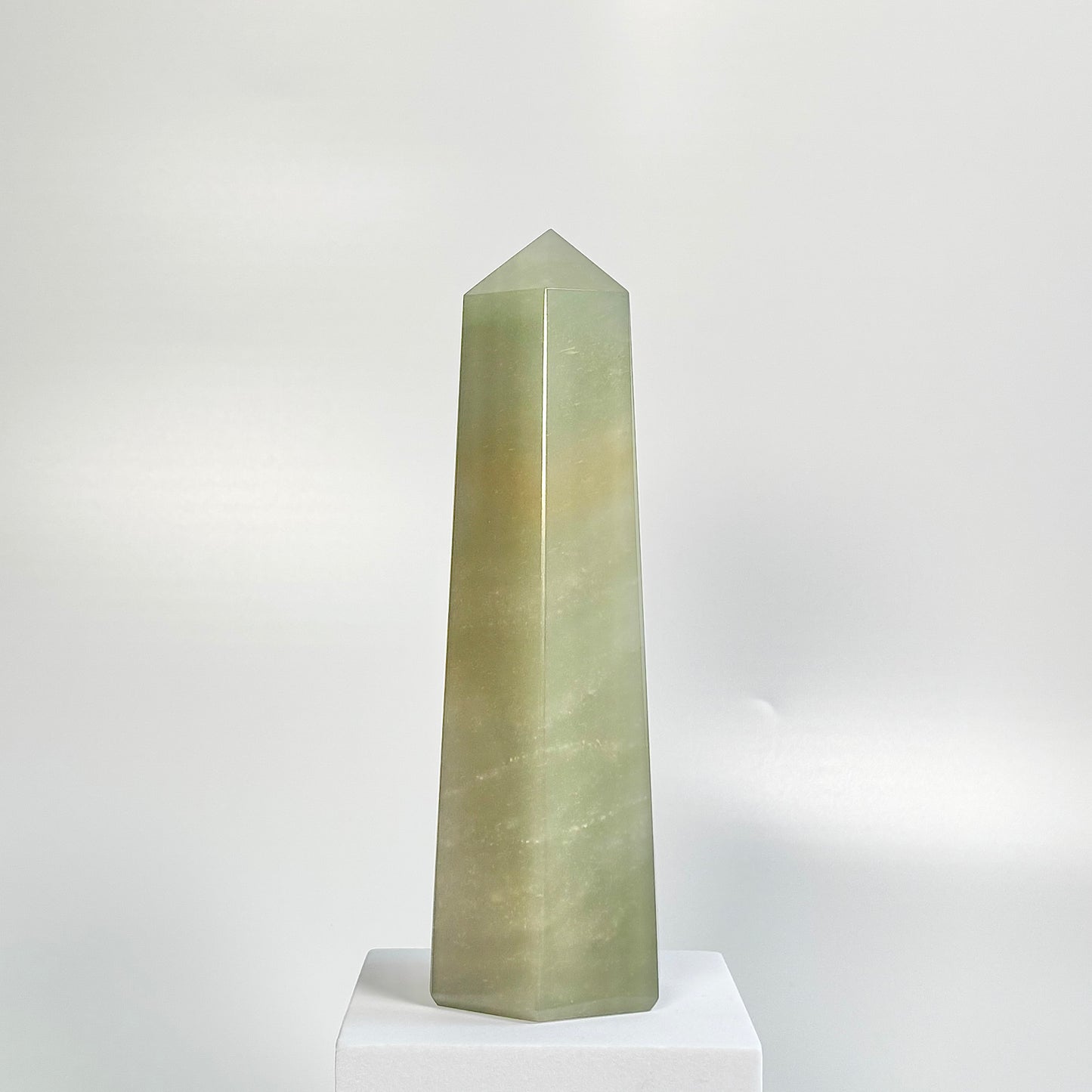 Green Aventurine Six-Facet Tower – 1035g - Attract Luck • Inspire Growth • Help Heart Chakra