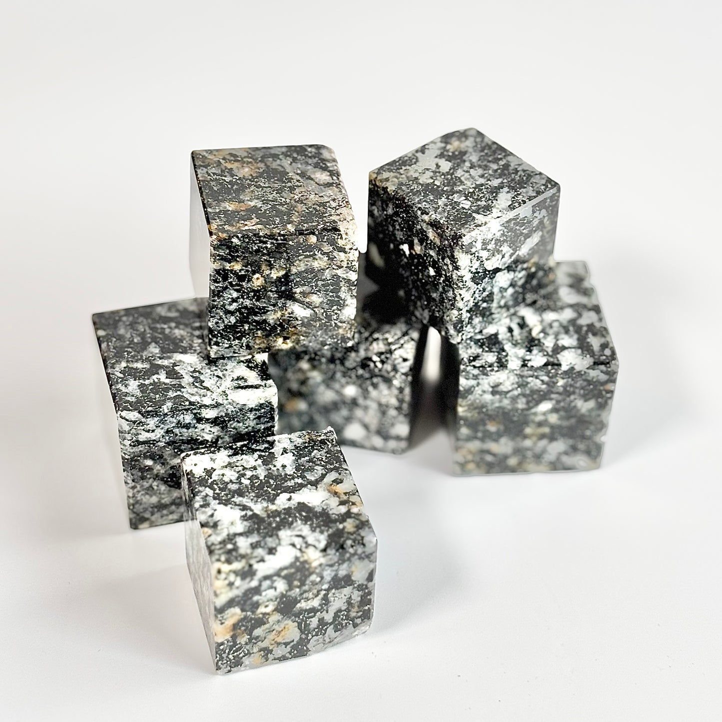 Zebra Jasper Cube - Focus