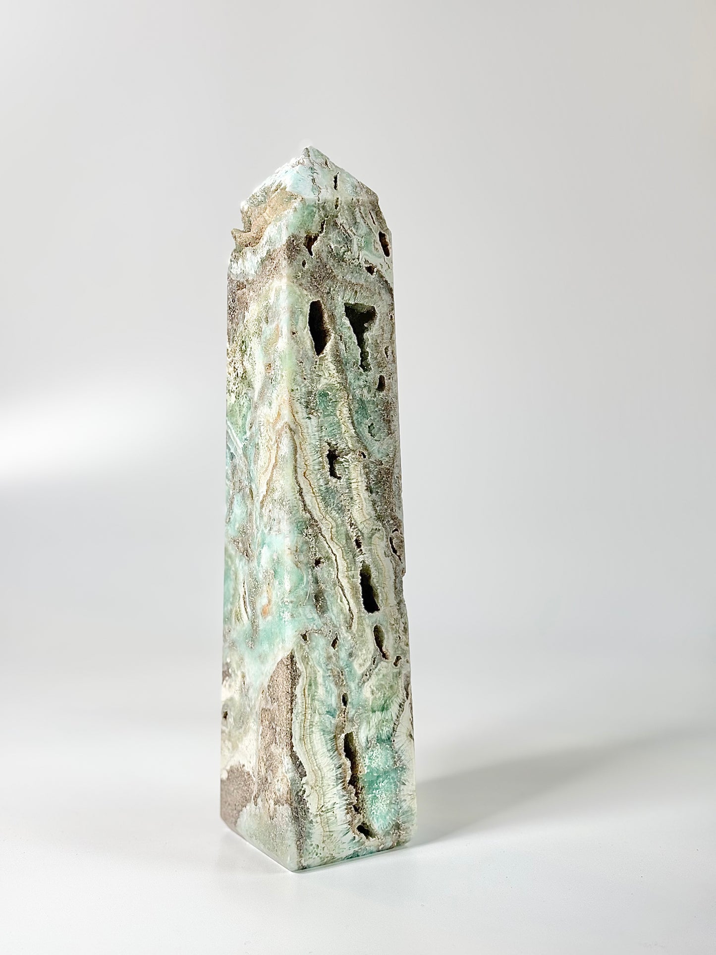 Blue Aragonite Four-Facet Tower 1.8 Kg – Calming Energy & Emotional Healing