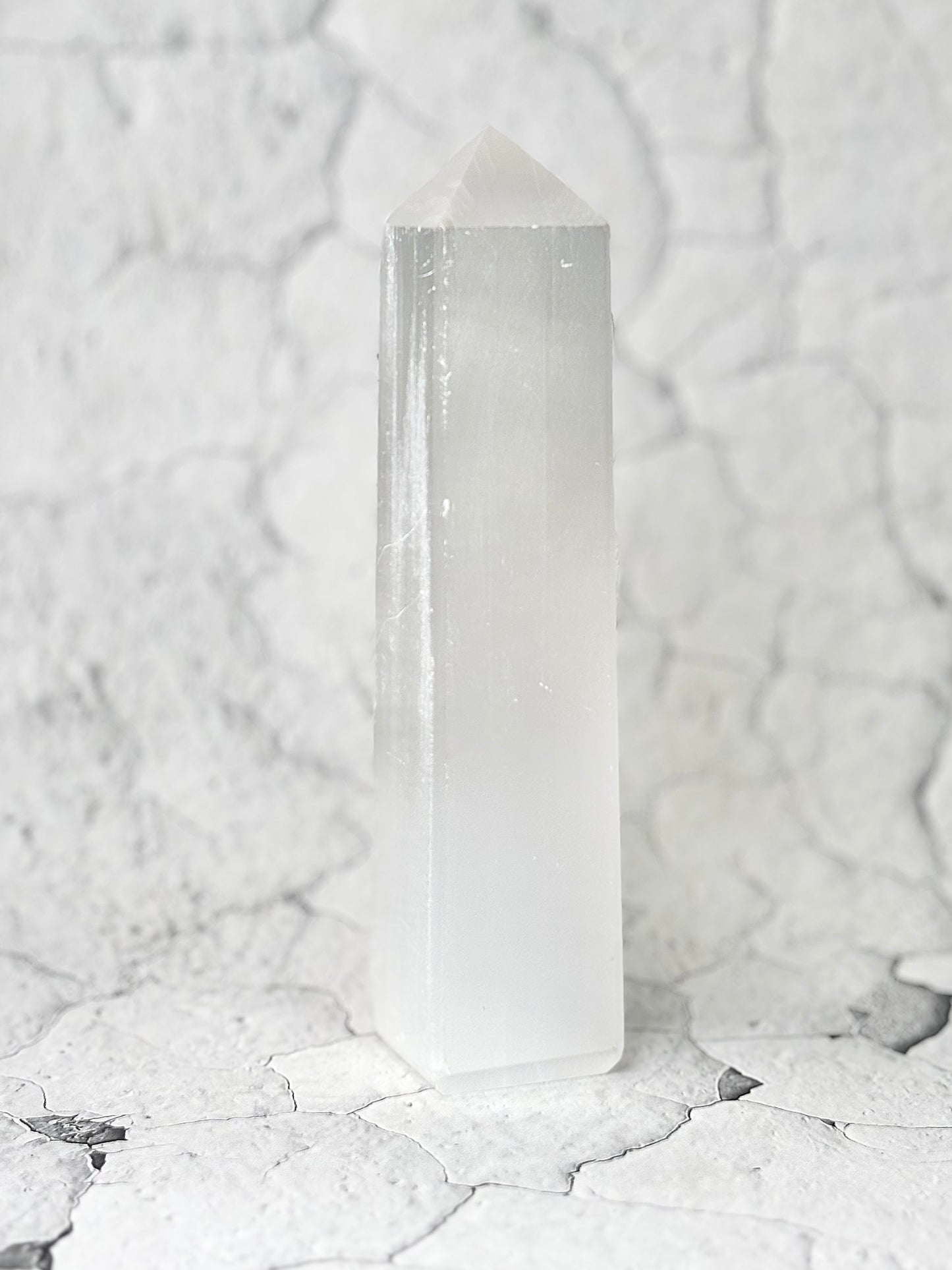 Four Facet Selenite Tower – 664g - Soft Glow & Balanced Form