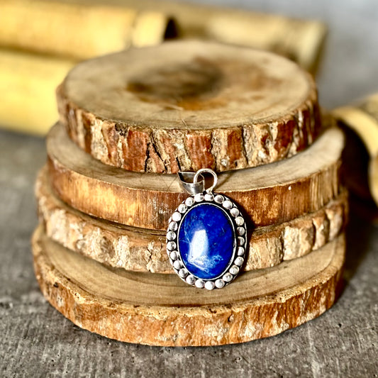 Lapis Lazuli Pendant – Wisdom & Self-Expression