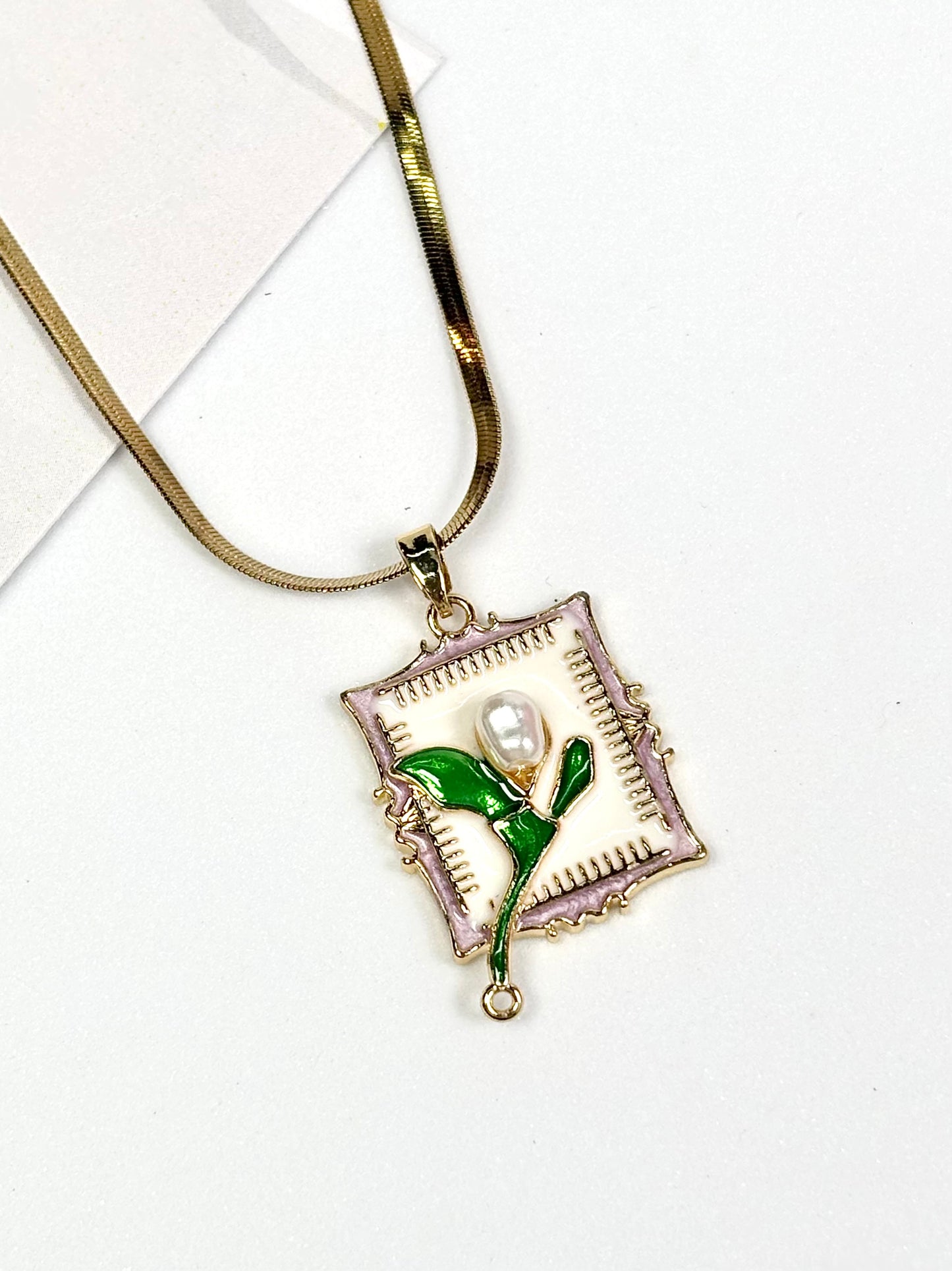 Botanical Pearl Pendant Necklace | Gold-Plated Stainless Steel | The Lilith Store