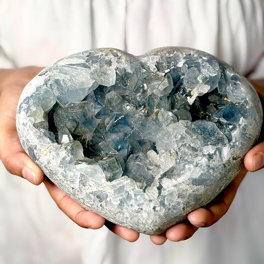Celestite Cluster 3 Kg – Peace, Angelic Connection & Divine Clarity