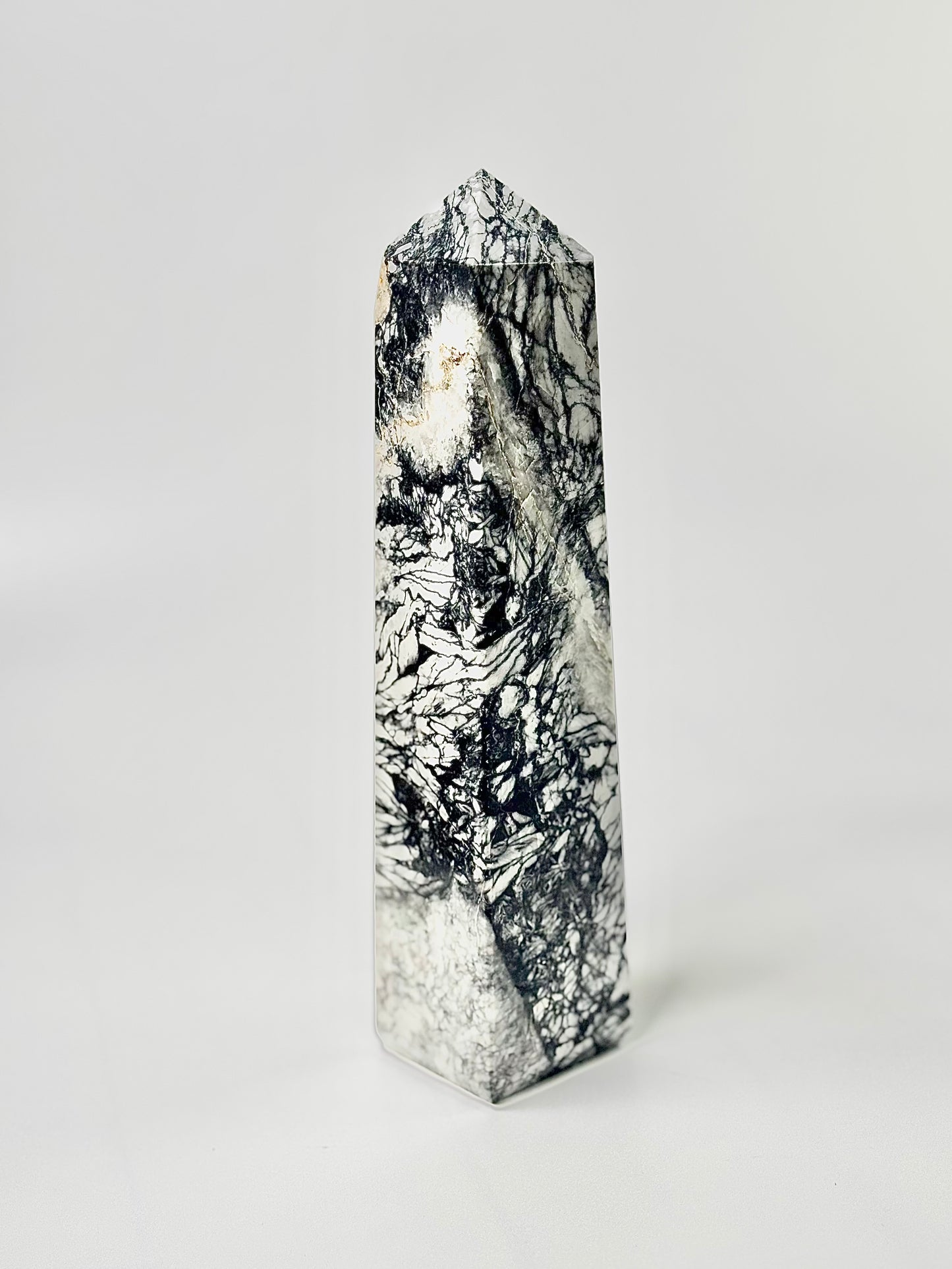 Four-Facet Pinolite Tower 1139g – Rare Stone of Calm & Clarity