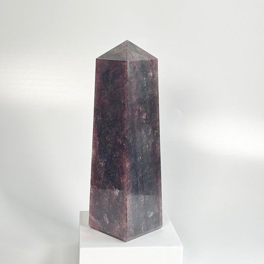 Strawberry Quartz Four-Facet Tower – 1295g - Heart Chakra • Radiate Love • Embrace Joy
