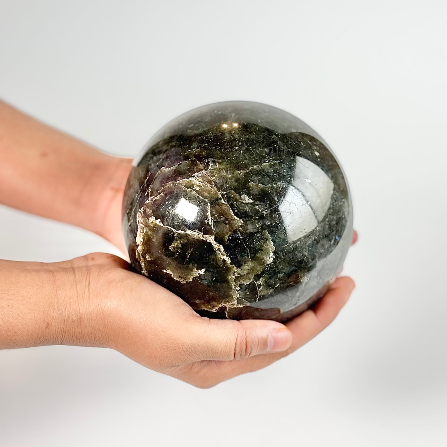 Labradorite Large Sphere - 2.1 Kg | Promotes Spiritual Growth