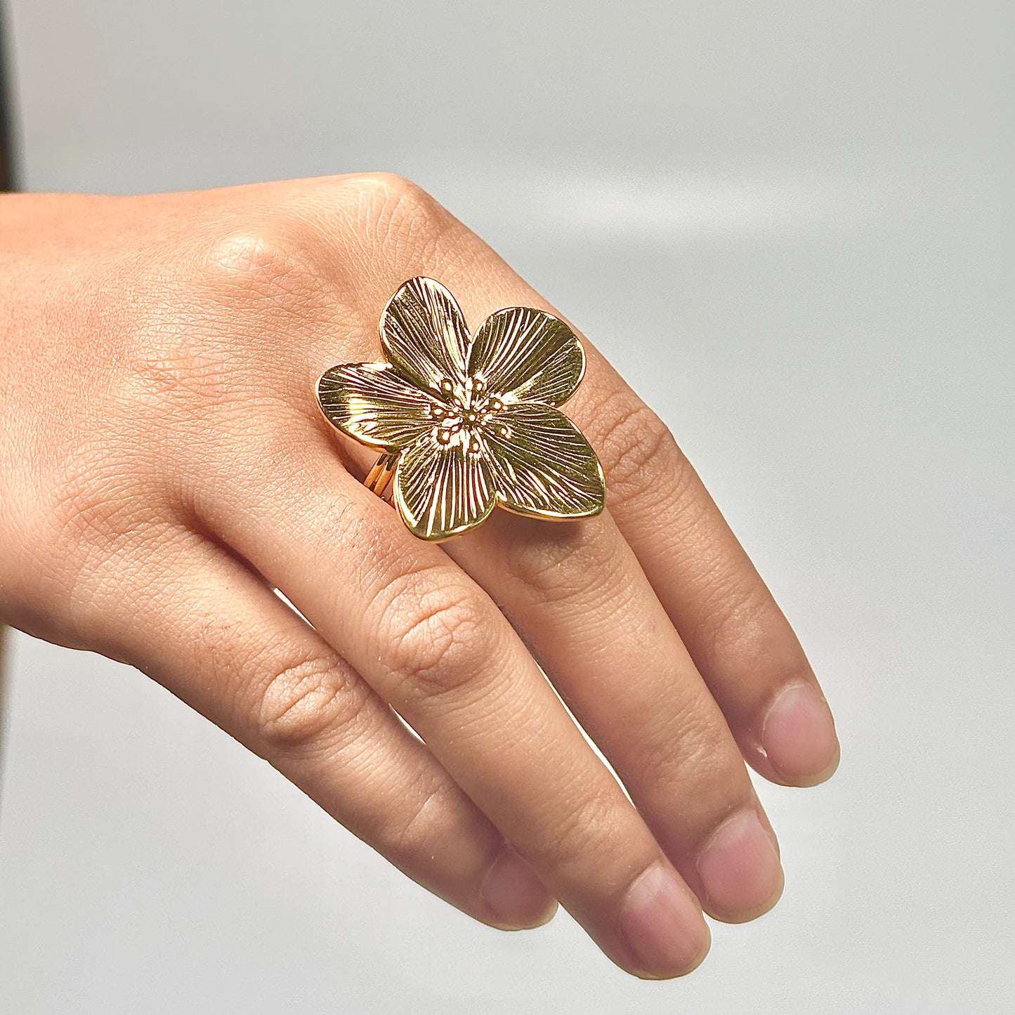 Goddess Flora Ring – Bloom in Divine Radiance