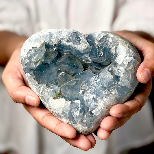 Celestite Cluster 1.6 Kg – Peace, Angelic Connection & Divine Clarity