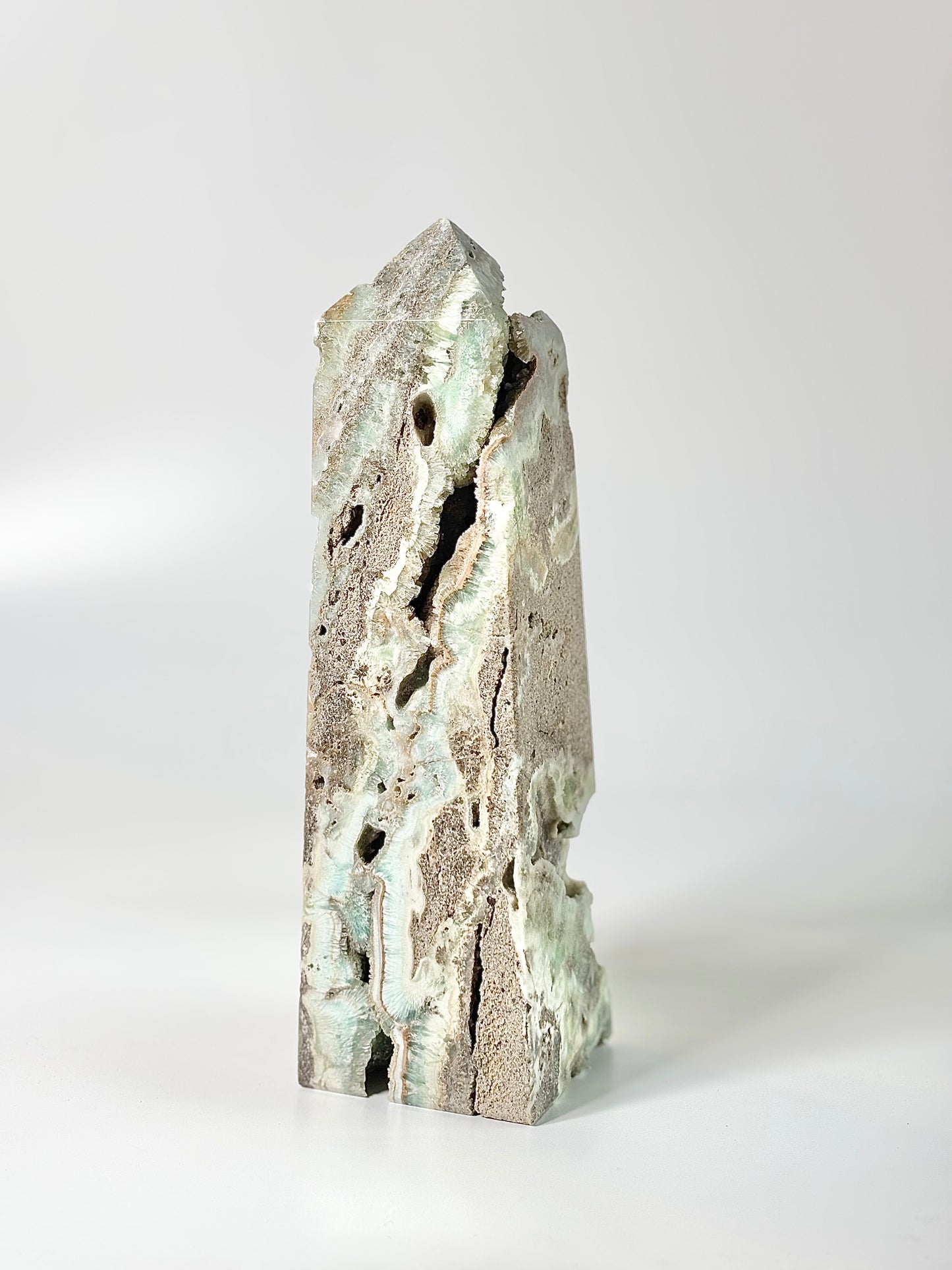 Blue Aragonite Four-Facet Tower 2.1 Kg – Calming Energy & Emotional Healing