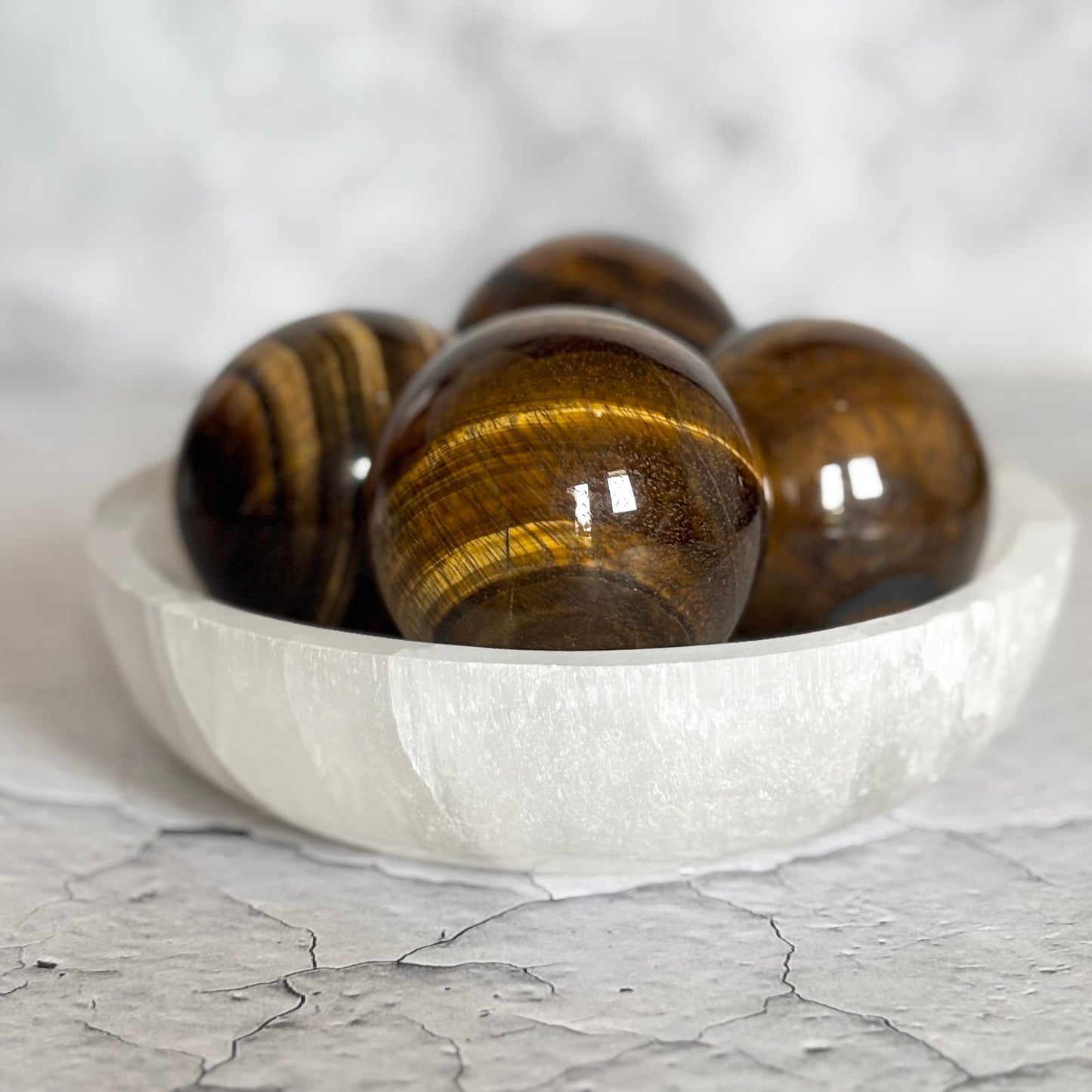 Tiger's eye Sphere | Stone for Protection against evil