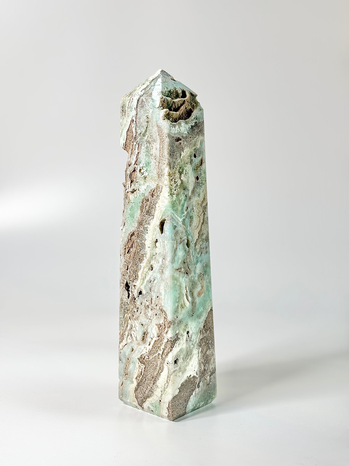 Blue Aragonite Four-Facet Tower 1.8 Kg – Calming Energy & Emotional Healing
