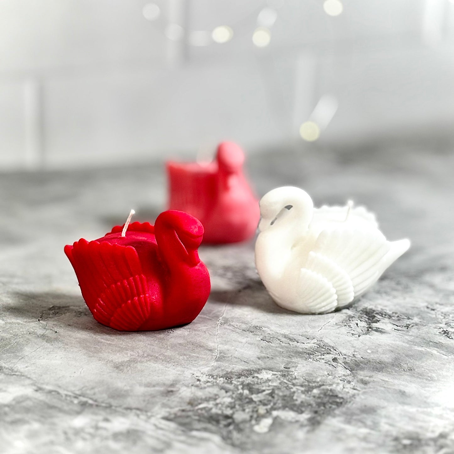 Pack of 3 Swan Shaped Candles – Scented & Unscented Options (80 g each)
