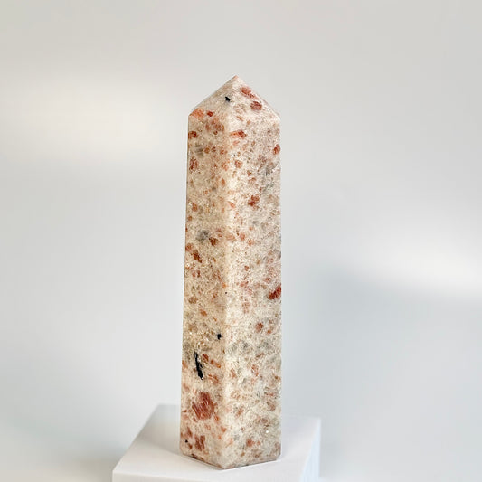 Sunstone Six-Facet Tower – 1292 Gm - Ignit Joy • Embrace Confidence • Manifest Positivity