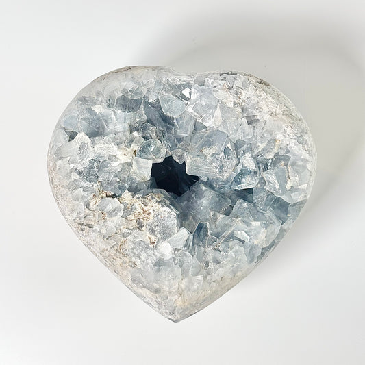 Celestite Cluster 1.9 Kg – Peace, Angelic Connection & Divine Clarity