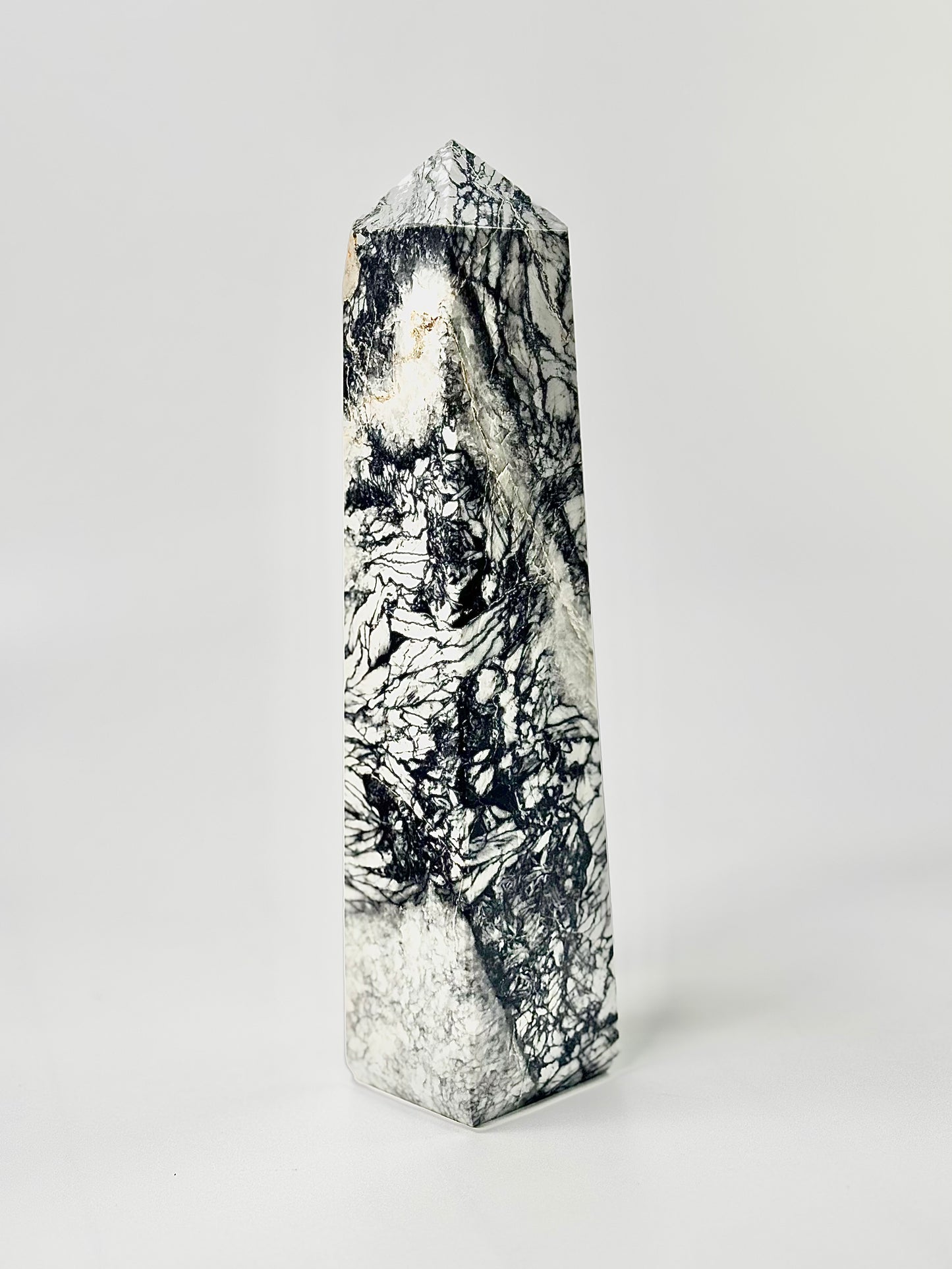 Four-Facet Pinolite Tower 1139g – Rare Stone of Calm & Clarity