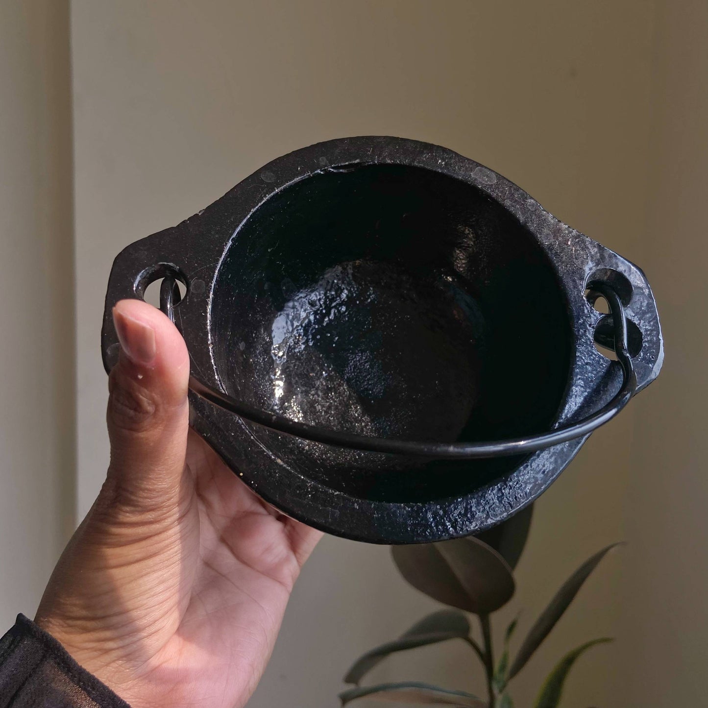 Medium Size Cast Iron Classic Cauldron Altarware | Altar
