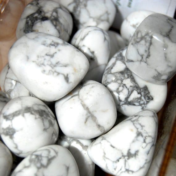 Howlite Tumble in India