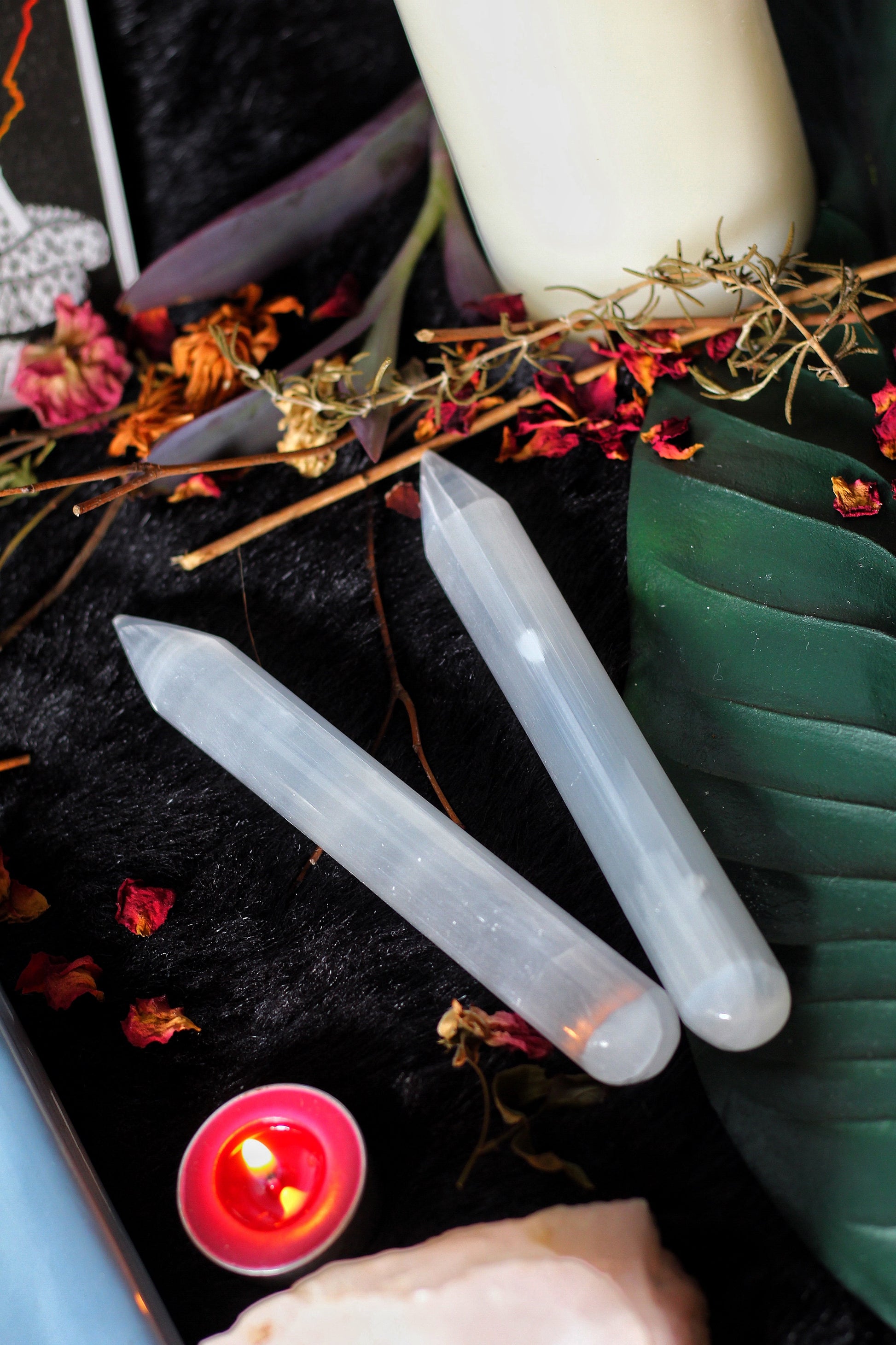 Selenite Crystal Wand | Cleansing - 1 Piece