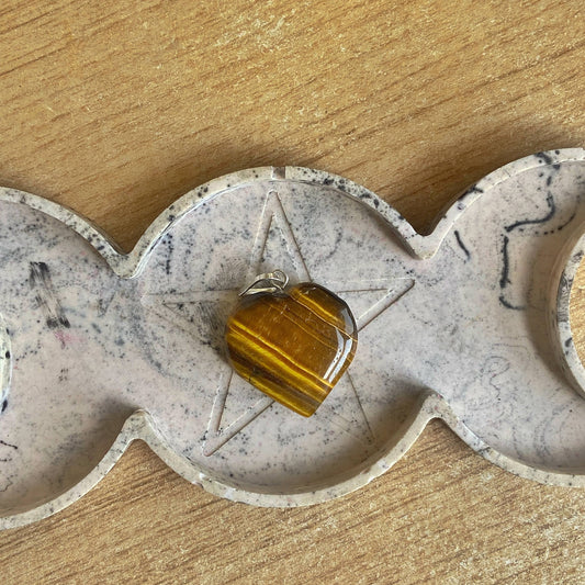 Tigers Eye Heart Pendant With Black Cord Crystal & Stones