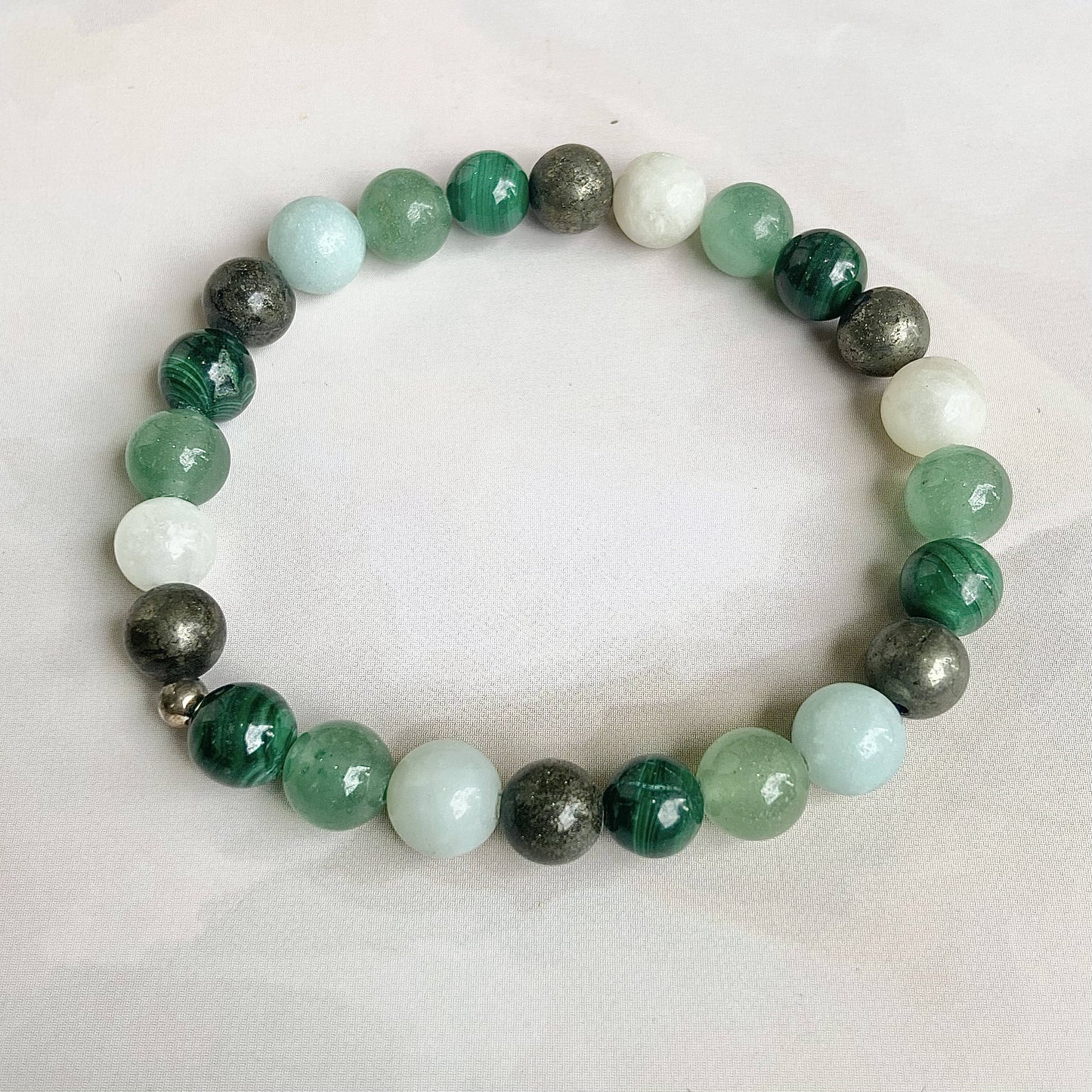 Bracelet Associated With Luck & Finances Crystal