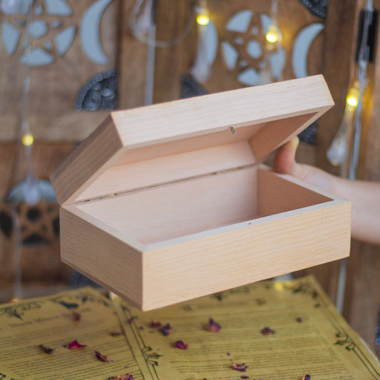Steam Beech Woodeen Box | Perfect for Storing Tarot Cards and Crystals | Medium
