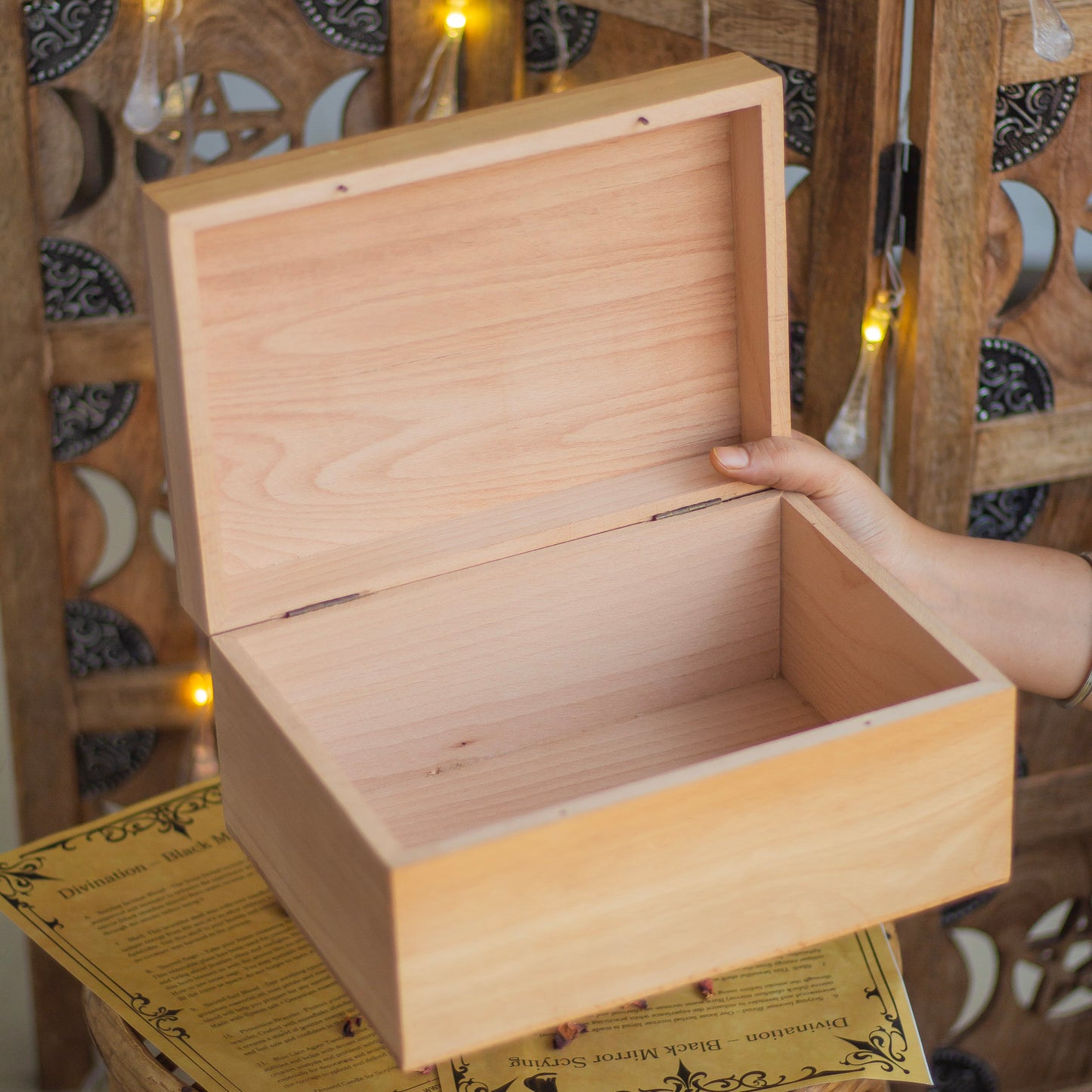 Steam Beech Woodeen Box | Perfect for Storing Tarot Cards and Crystals | Large