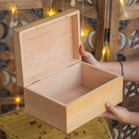 Steam Beech Woodeen Box | Perfect for Storing Tarot Cards and Crystals | Large