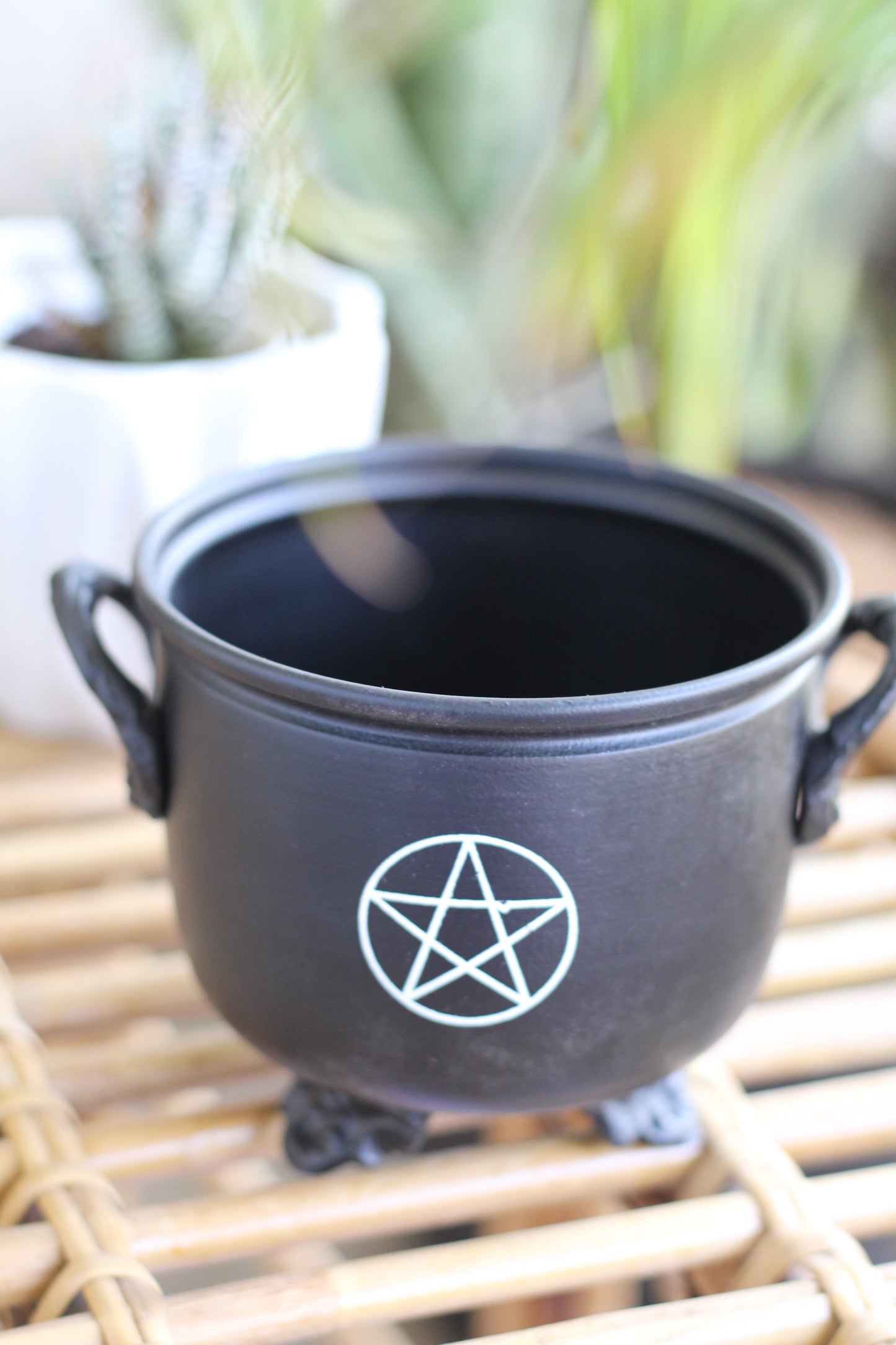 Pentacle Print Cauldron Altarware | Altar