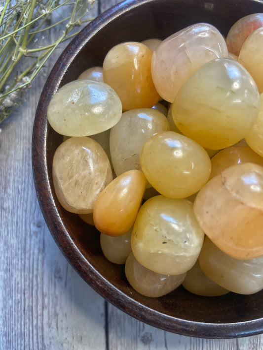 Yellow Aventurine | Bring Good Luck & Boost Confidence Crystal Stones