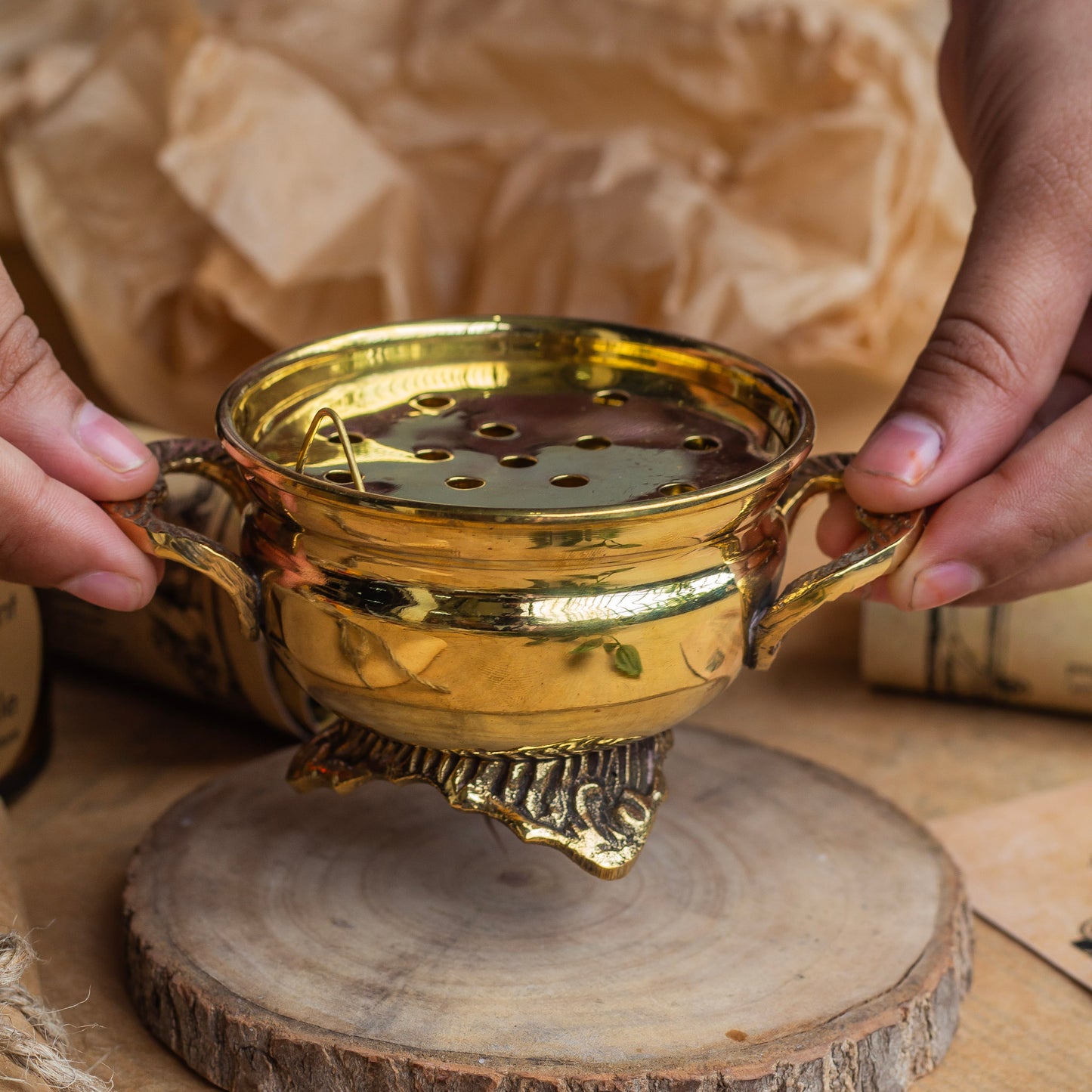 Cauldron Shape Brass Incense Burner | Holder