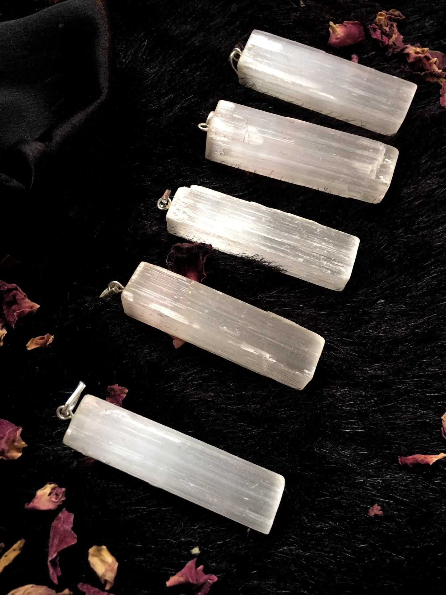 Selenite Pendant | Crystal Of Higher Grounding Jewellery