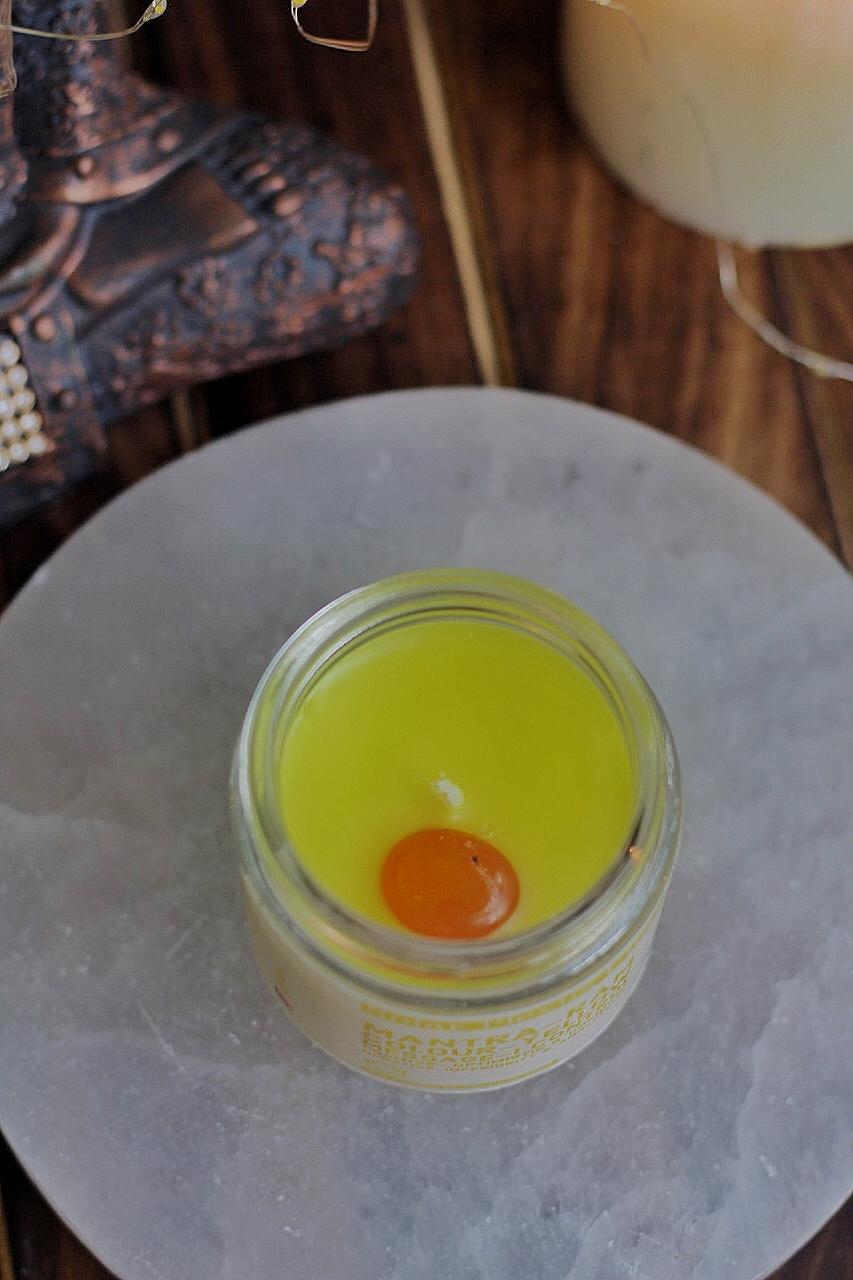 Solar Plexus Chakra Scented Candle With Crystal Tumble - Soy Wax 100 G