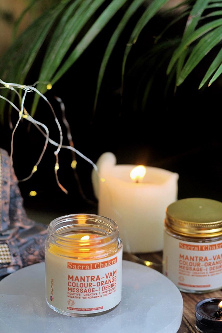 Sacral Chakra Scented Candle with Crystal Tumble -Soy Wax 100 g