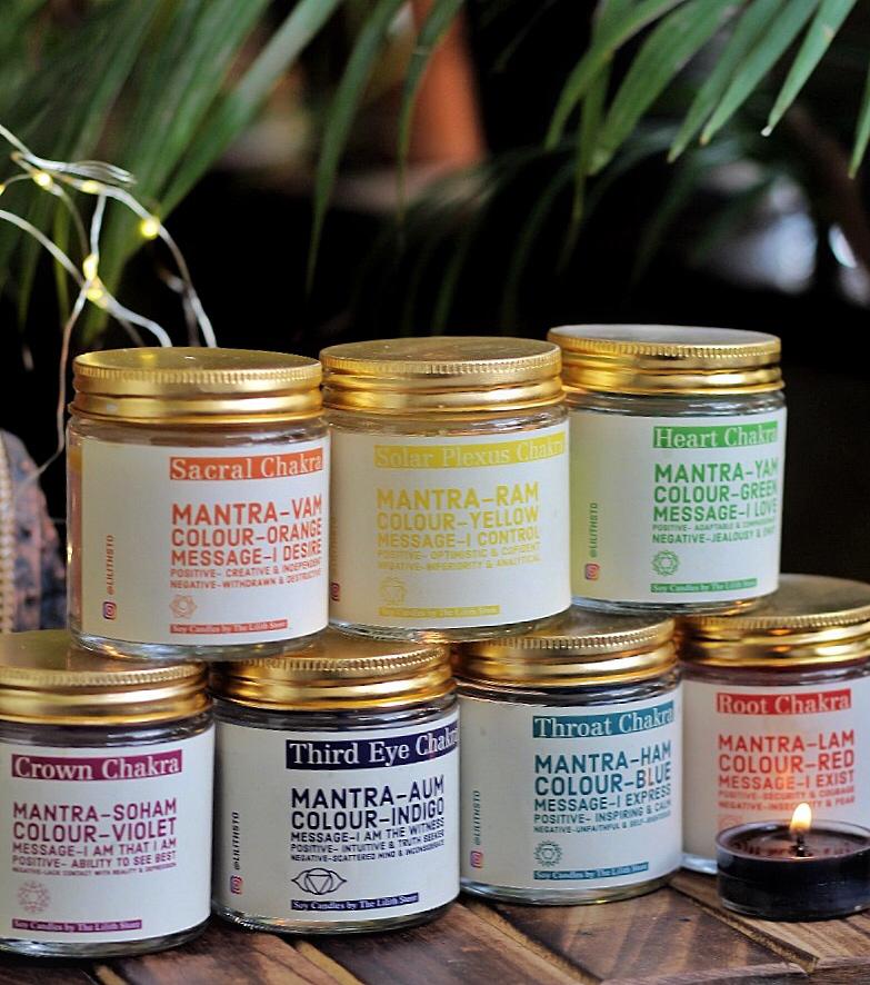 Seven Chakra Scented Candle With Crystal - Set Of 7 Soy 100 G