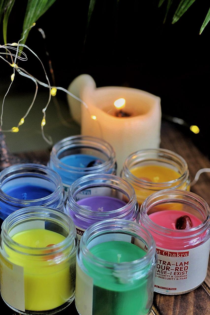 Seven Chakra Scented Candle With Crystal - Set Of 7 Soy 100 G